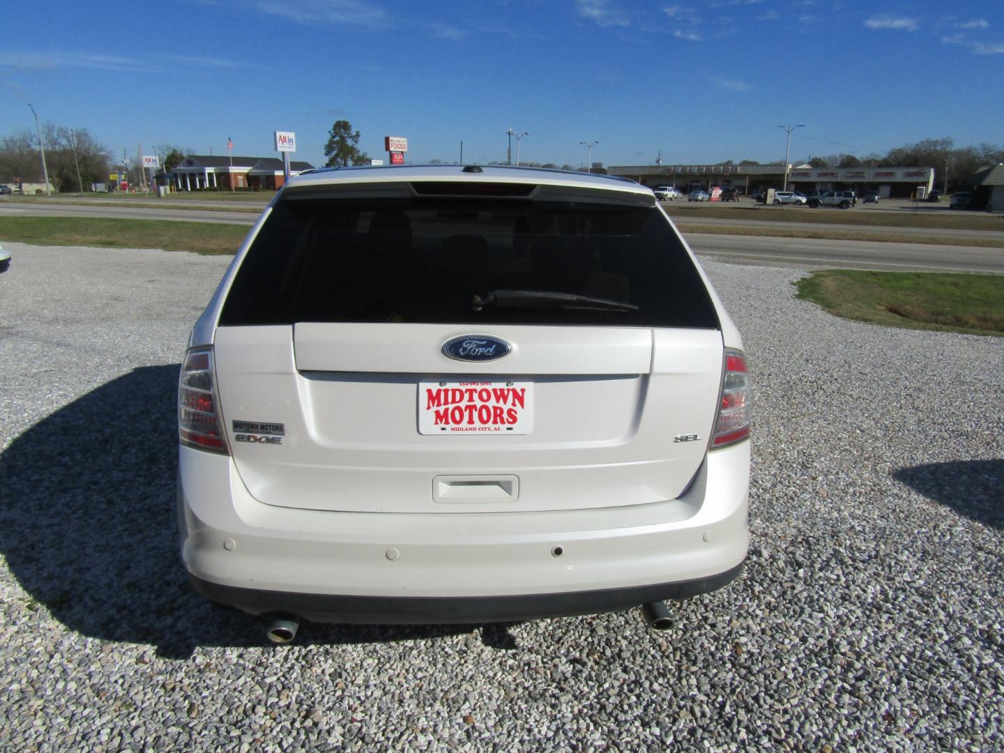 2010 White /Tan Ford Edge SEL FWD (2FMDK3JC5AB) with an 3.5L V6 DOHC 24V engine, Automatic transmission, located at 15016 S Hwy 231, Midland City, AL, 36350, (334) 983-3001, 31.306210, -85.495277 - Photo#6